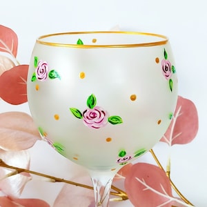Vintage Decor, Pink Flowers, Beautiful Hand Painted Gin Balloons Ideal Gift, Unique and Quirky, Gin glass