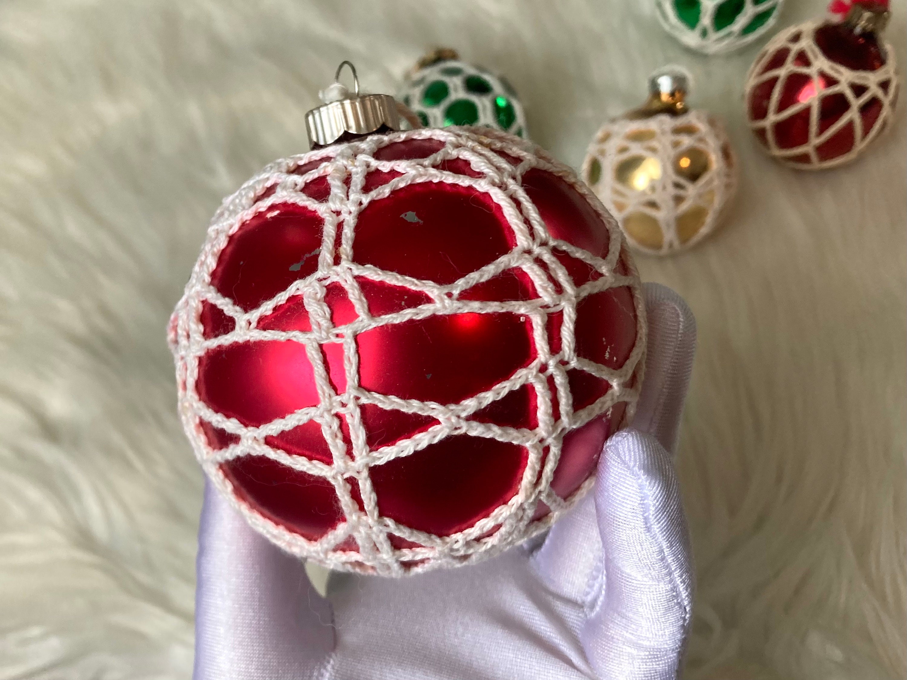 80s Vintage Set of 5 Crocheted Ball Christmas Tree Ornaments MCM