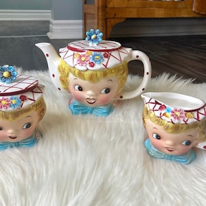 50s Vintage Lefton Miss Dainty Teapot Sugar and Creamer Set Retro Kitsch Glazed Porcelain Tea Set Hand Painted Mid-Century