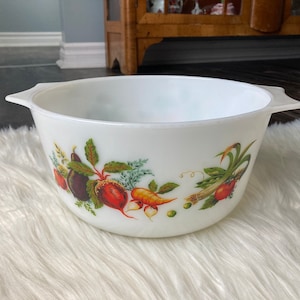 70s Vintage Pyrex 555 Casserole Dish JAJ Bowl 2 Quart Vegetable Print Tuscan White Glass Bakeware Midcentury Retro