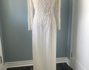 Vintage Beaded Art Deco Style Wedding Dress Iridescent Sequins Seed Beads Ivory Cream Silk Lined Floor Length Scala Dress Medium Size 8-10