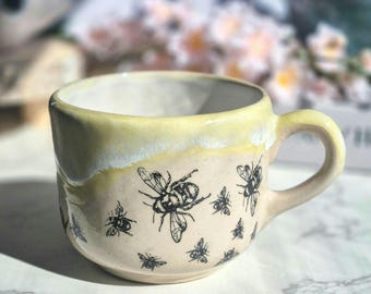 Hand-painted ceramic mug with bees | Yellow and white pottery mug with handle | Handmade ceramic gift idea for women, mothers, and grandmothers | 350 ml