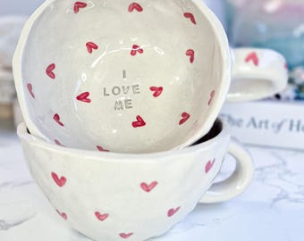 Hand-painted mug with heart design, handmade ceramic mug with handle, gift idea for mom, grandma, girlfriend - customizable