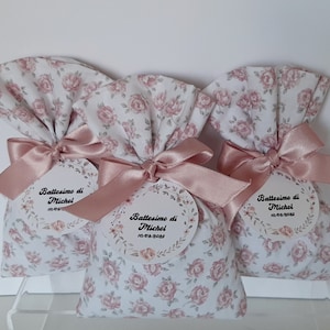 Sacchetti portaconfetti con fiori bomboniera nascita battesimo bimba