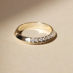 Dainty Knife Edge Ring, 14k Gold Moissanite Stacking Jewel, Unique Eternity Wedding Band for Meaningful Wedding or Anniversary Gift