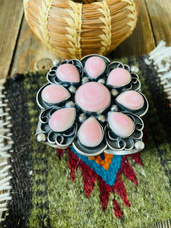 Navajo Queen Pink Conch Shell & Sterling Silver C… - image 3