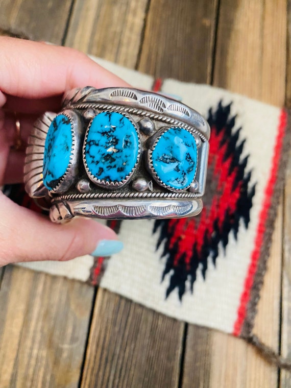 65 Grams 'Ultra Heavy' Protruding Turquoise Vintage Navajo Native American Jewelry Silver Bracelet 65 Grams 'Ultra Heavy' Protruding Turquoise Vintage Navajo Native American Jewelry Silver Bracelet