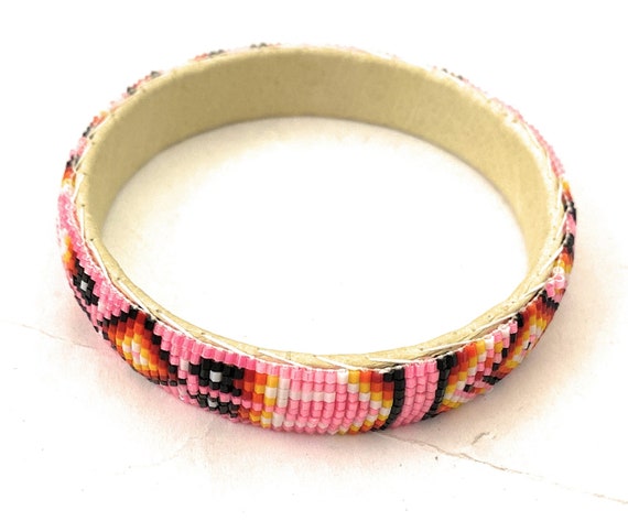 Navajo Made Beaded Leather Bangle Bracelet - image 7