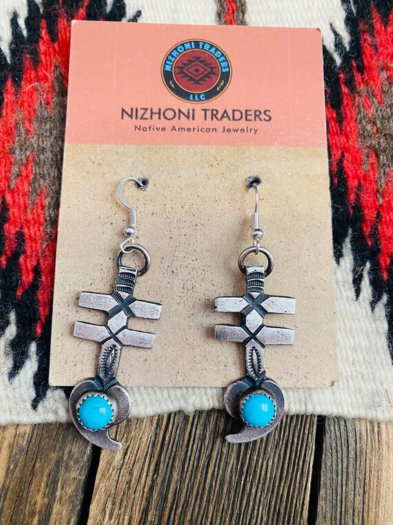 Best Vintage Native American Zuni Turquoise Coran Sterling Silver Bracelet Best Vintage Native American Zuni Turquoise Coran Sterling Silver Bracelet