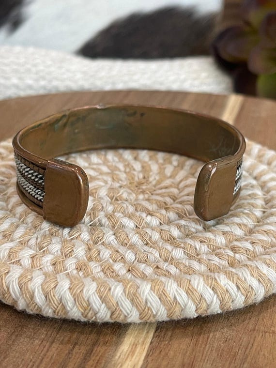 Vintage Handmade Copper Cuff - image 5