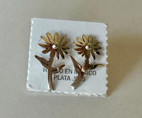 Flower w/ Stem Earrings on Post - image 4
