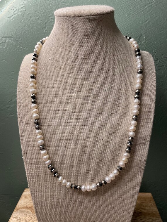 Handcrafted Sterling Silver and Freshwater Pearl … - image 2