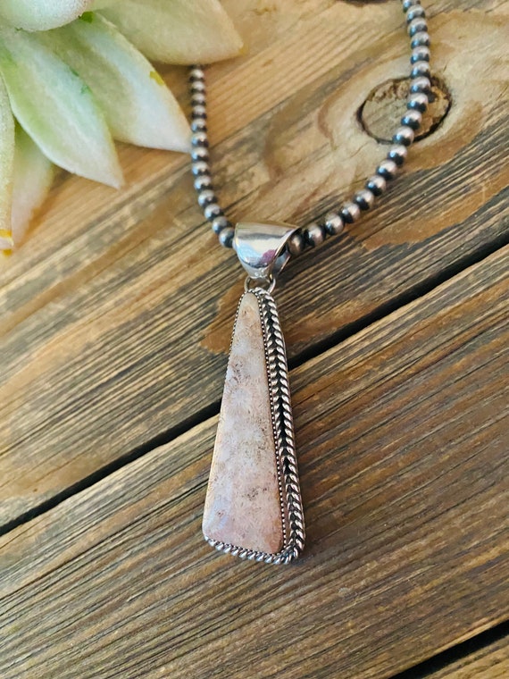 Navajo Sterling Silver & Fossilized Coral Pendant - image 4