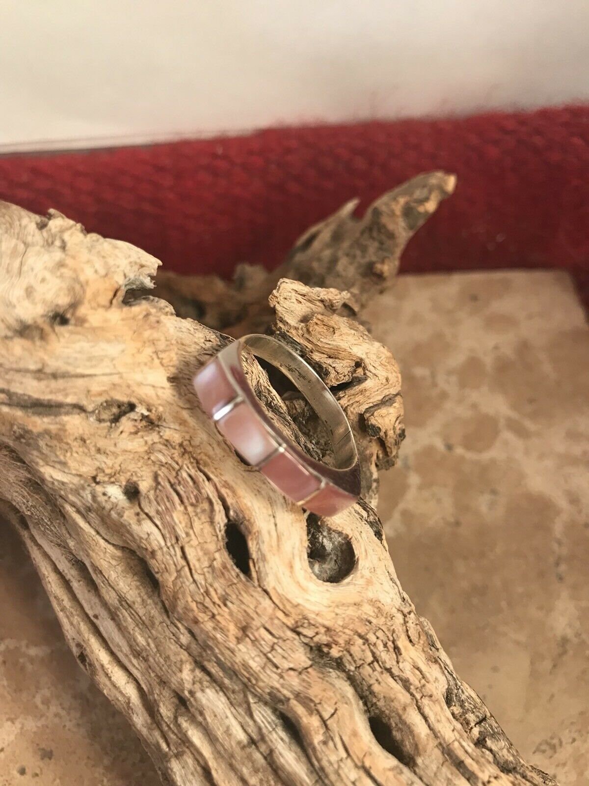 Elegant Navajo Handmade Sterling Silver Pink Muscle Shell Band Ring Size 8 Signe 