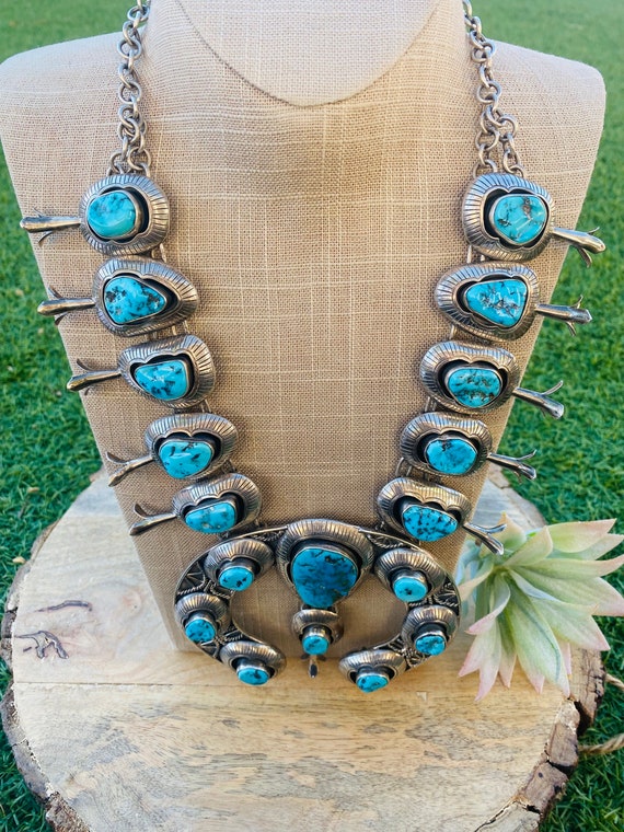 Heavy 303 Grams Chunky Turquoise Nuggets Vintage Native American Navajo Necklace Old Heavy 303 Grams Chunky Turquoise Nuggets Vintage Native American Navajo Necklace Old