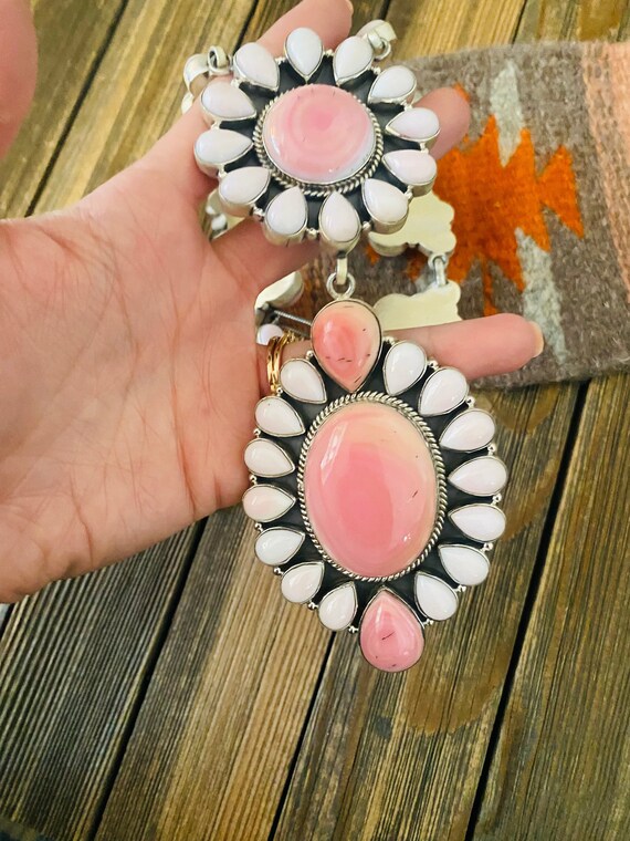 Navajo Queen Pink Conch Shell And Sterling Silver… - image 5