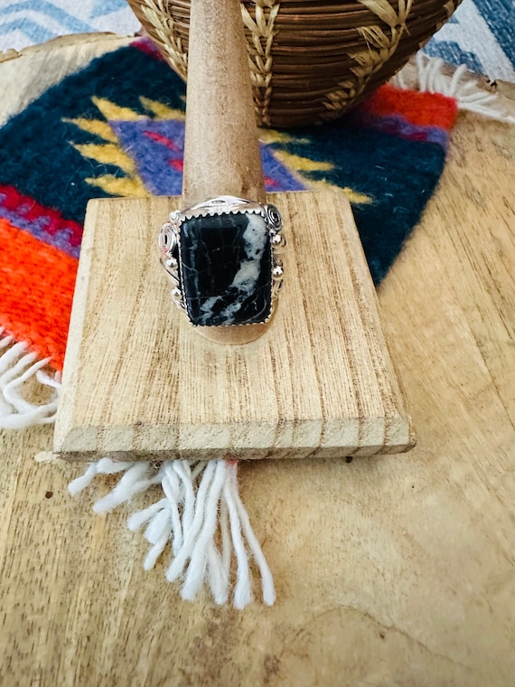 Navajo Sterling Silver & White Buffalo Band Ring … - image 1