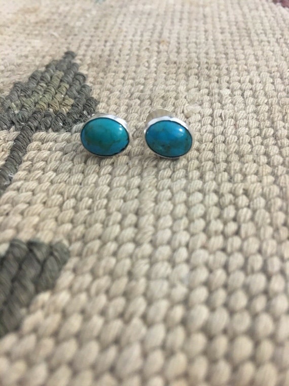 Beautiful Navajo Turquoise And Sterling Silver Stu