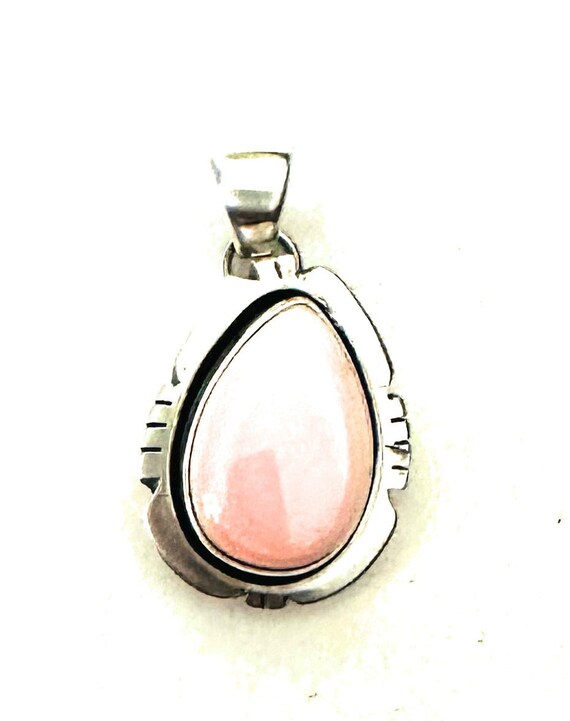 Navajo Queen Pink Conch Shell & Sterling Silver S… - image 7