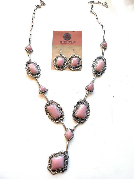 Navajo Pink Conch And Sterling Silver Necklace Ea… - image 7