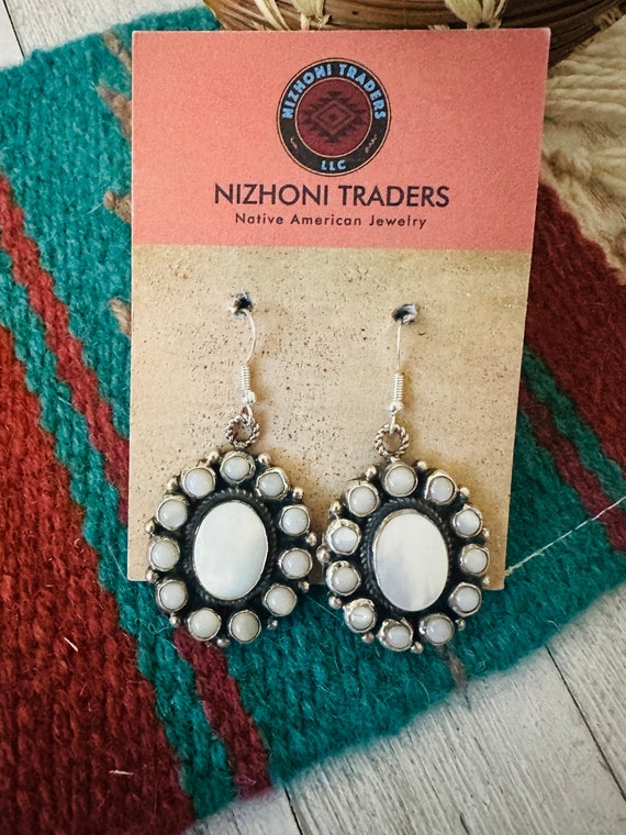 Important Yazzie Navajo 'Ciruclar Coral' Heishi Sterling Native American Jewelry Silver Necklace Important Yazzie Navajo 'Ciruclar Coral' Heishi Sterling Native American Jewelry Silver Necklace