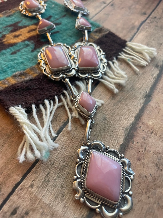 Navajo Pink Conch And Sterling Silver Necklace Ea… - image 5