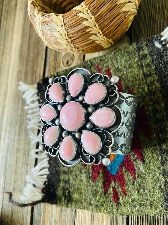 Navajo Queen Pink Conch Shell & Sterling Silver C… - image 4