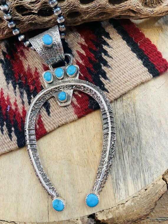 IT Jerold Joe Navajo Handmade Sterling Silver Kingman Thunderbird Earrings main image 0