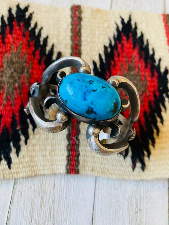 Important Navajo Aaron Anderson Pink Shell Heavy Native American Jewelry Silver Bracelet Important Navajo Aaron Anderson Pink Shell Heavy Native American Jewelry Silver Bracelet