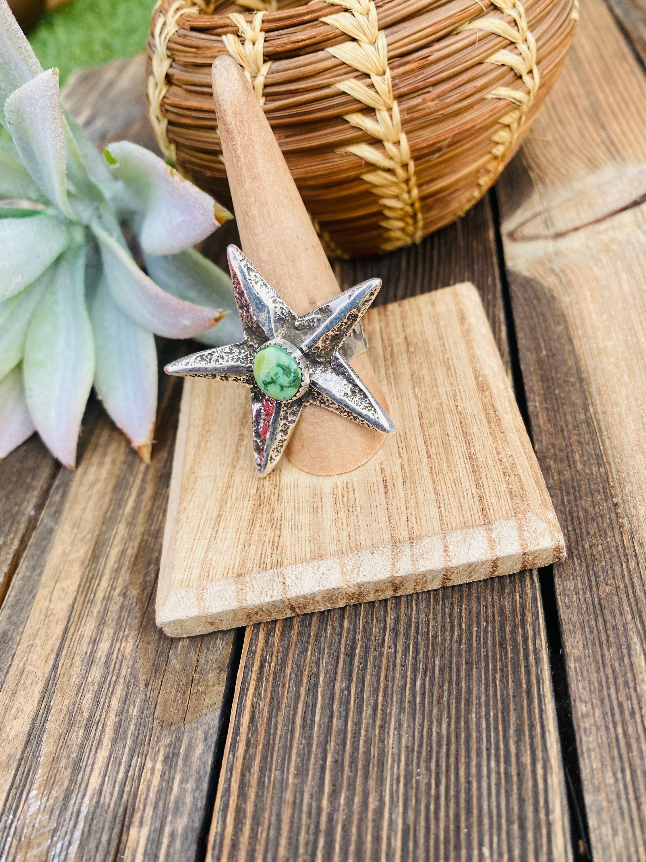 【大特価❗️】NAVAJO 星型 リング スター　ナバホ　シルバー Navajo - インディアンジュエリー専門店 SUNDAY MARCH 30（サンデー