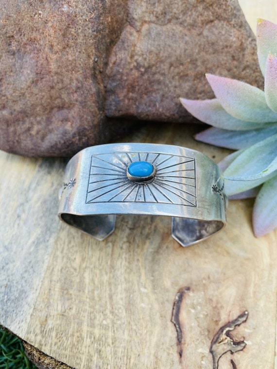 Vintage Navajo Turquoise & Sterling Silver Cuff B… - image 5