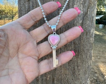 Key To My Heart Navajo Heart Queen Pink Conch & Sterling Silver Pendant Signed