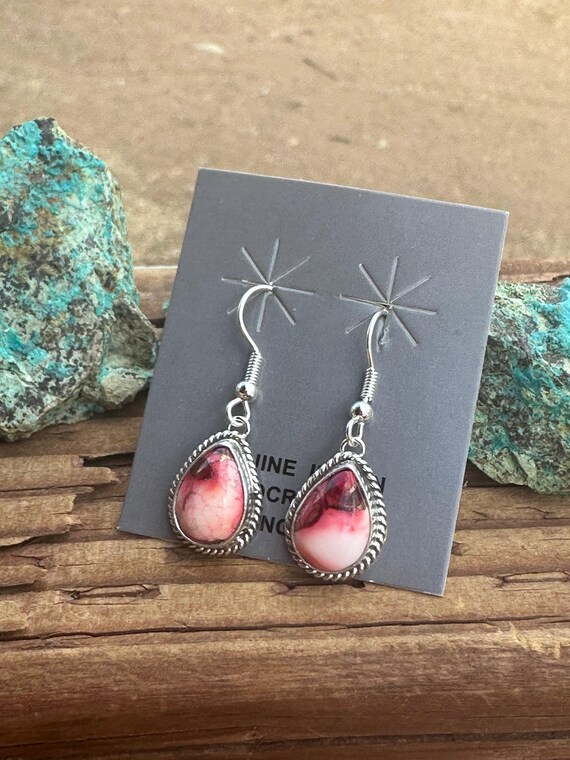 Navajo Rose Dahlia and Sterling Silver Dangle Hoop main image 1