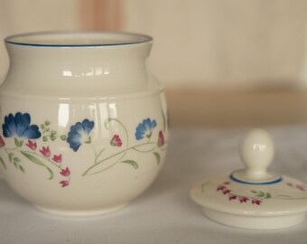 Vintage Royal Doulton Expressions Windermere Sugar Bowl