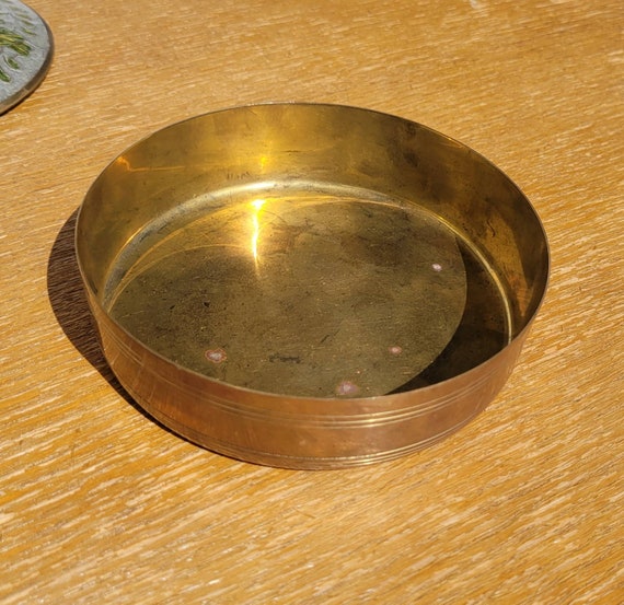 Vintage Brass Trinket box - image 10