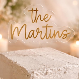 Acrylic Wedding Cake Topper with Name - Modern Gold Wedding Decor - Custom Last Name Bride Groom Topper