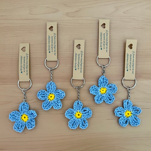 Handmade Crochet Forget Me Not Keychain - Dementia & Alzheimers Awareness - Handmade Crochet Keychain