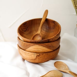 Handmade Teak Wood Bowl: Minimalist Salad Bowl