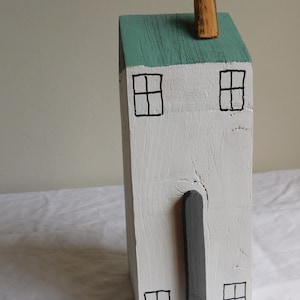 Eenvoudig Wit Houten Huis