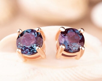 Vintage Alexandrite earrings, Alexandrite earrings for women, Minimalist stud earrings, brilliant cut Alexandrite earrings, gemstone jewelry