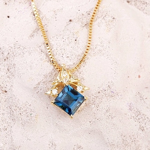Collar de topacio azul / Joyas de topacio azul / Regalo para mujeres / Collar de topacio vintage / Regalo único para ella / Collares colgantes
