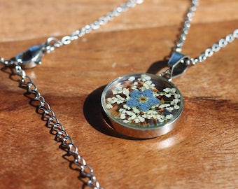 Real forget-me-not and Queen Anne's lace necklace mounted on a silver stainless steel chain adjustable 45 to 50cm