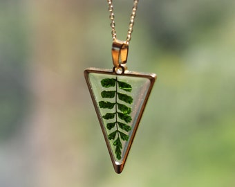 Triangle pendant with resin fern, delivered with adjustable gold-plated chain, handmade in France