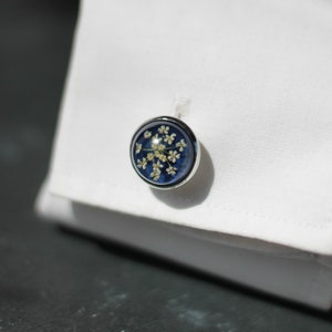 Resin cufflinks / Homme boutons de manchette du marié / Accessoire pour homme résine et dentelle de la reine Anne / Cadeau pour lui image 10