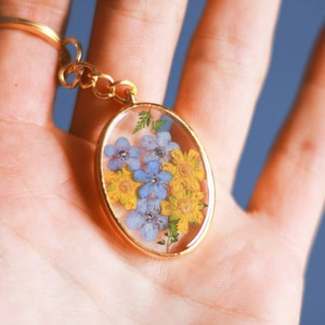 Blue and yellow dried flower key ring / handmade in France / key ring with or without gift packaging image 5