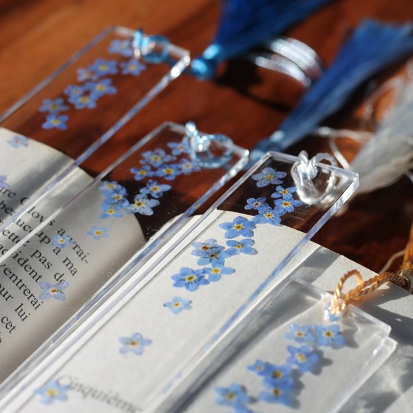 Forget-me-not bookmark