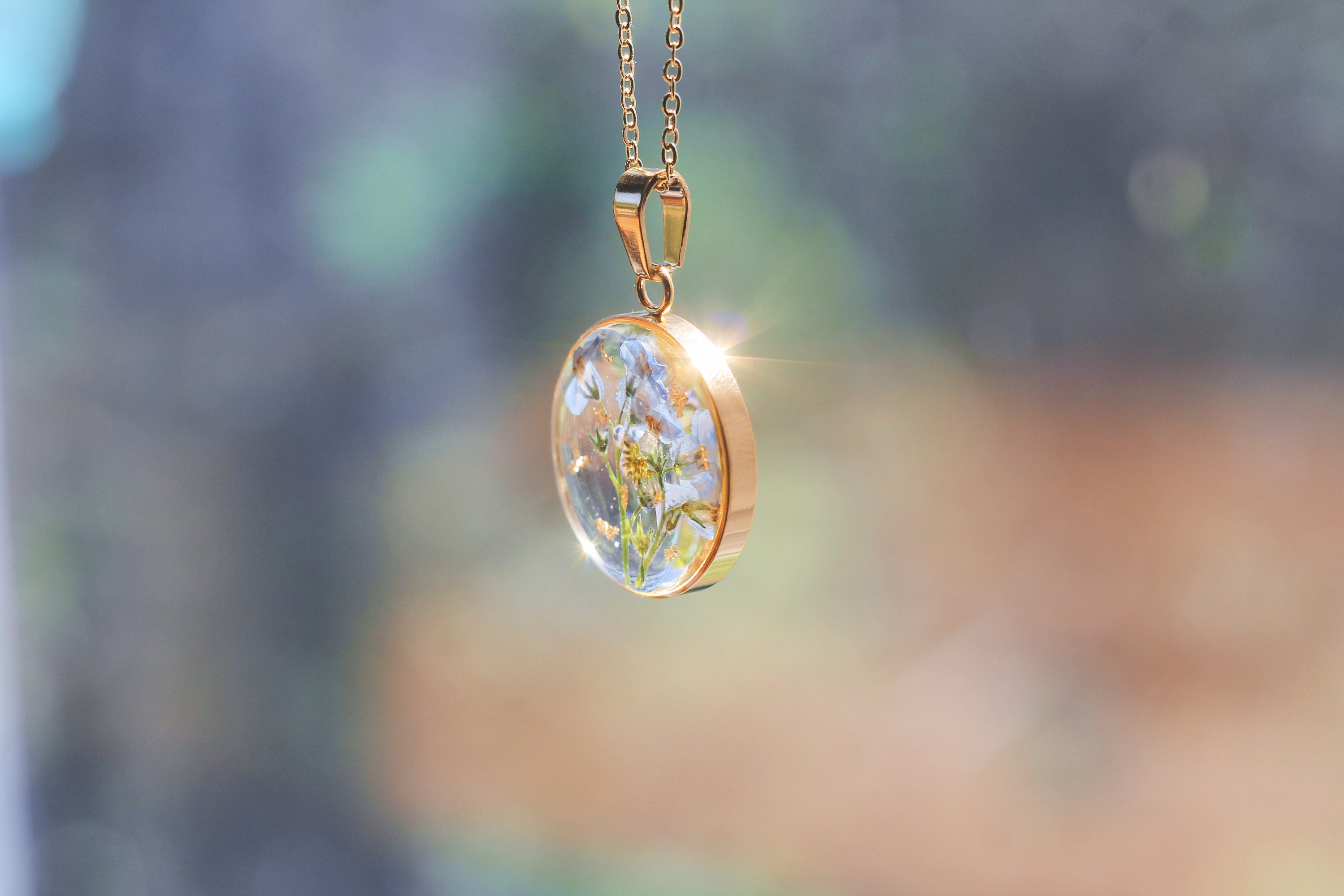 Support Pour Bagues, Montres Et Bijoux - En Polyrésine - 17,8 Cm - Couleur Pêche