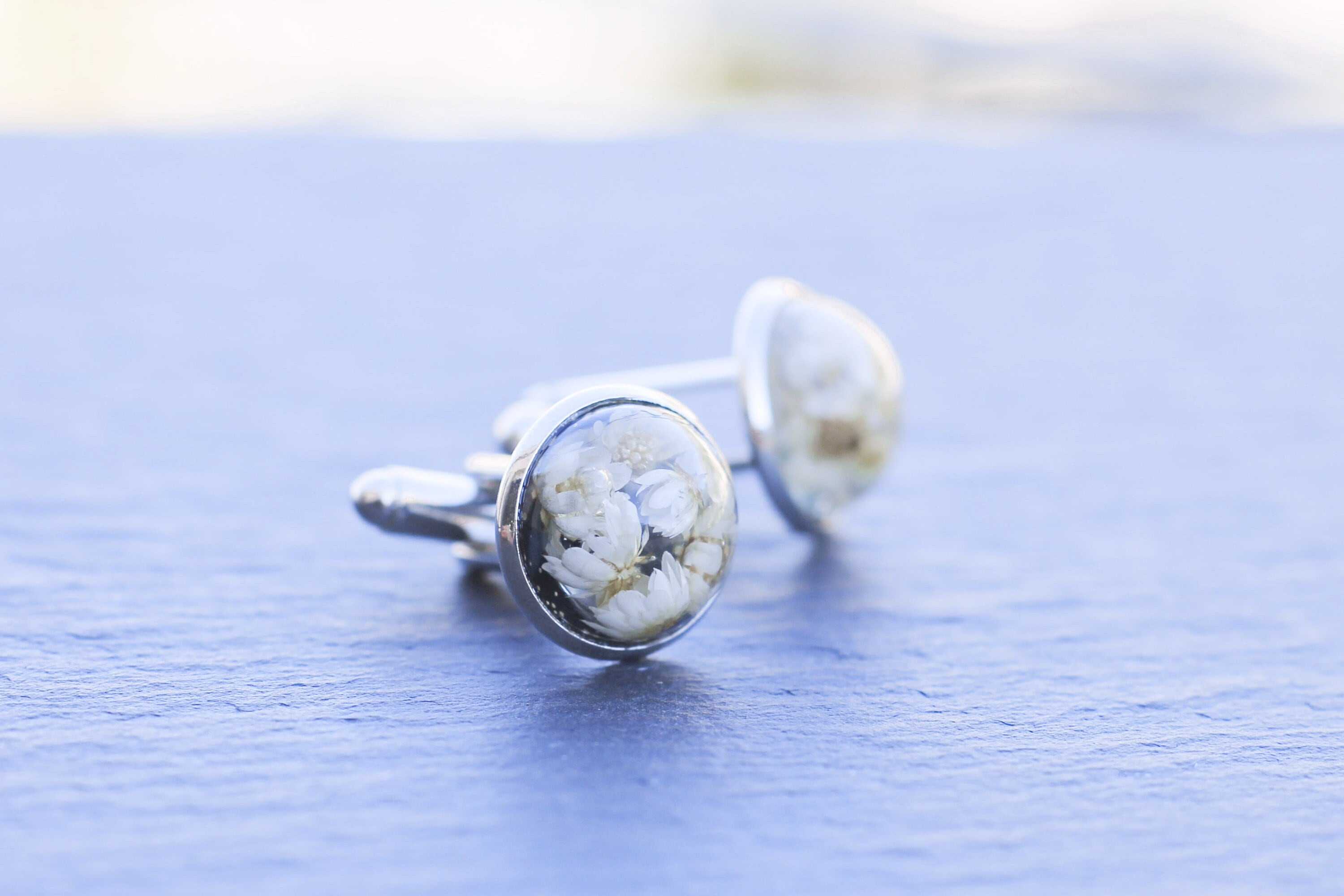 Clé Grecque Avec Boutons De Manchette En Verre Cabochon Bleu, Laiton - Pièce De Vitrine Neuve, Jamais Portée