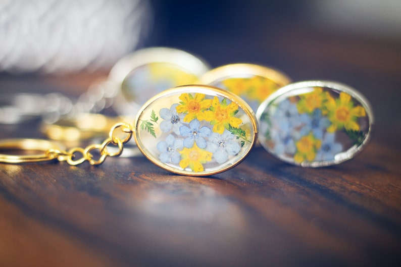 Blue and yellow dried flower key ring / handmade in France / key ring with or without gift packaging image 7