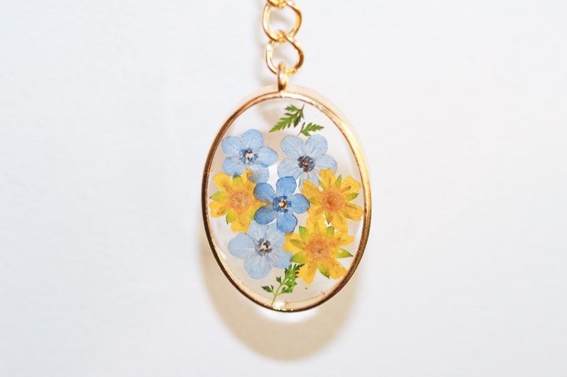 Blue and yellow dried flower key ring / handmade in France / key ring with or without gift packaging Gold